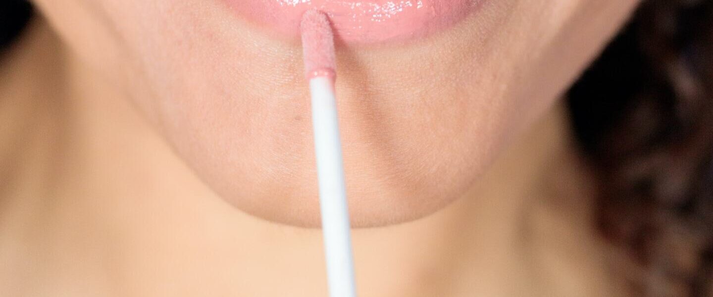 Discover the Best Lip Gloss for irresistibly smooth and radiant lips