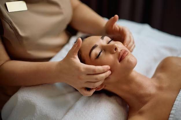 Discover the Benefits of Hydrafacial Treatment in Sydney at All Saint Clinic